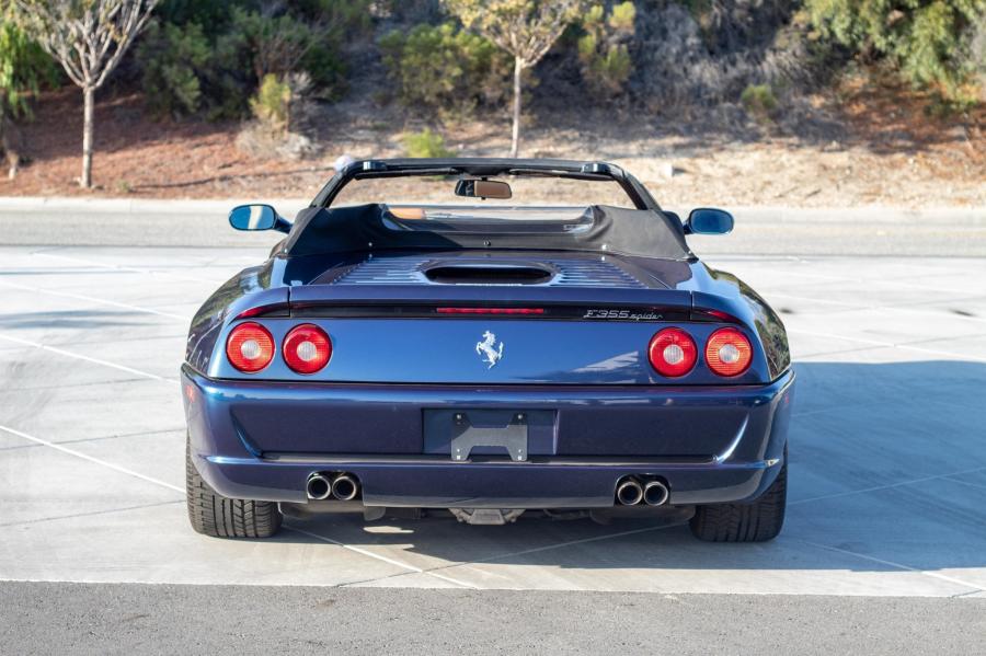  Ferrari F355 Spider 1995 года  (фото 12 из 149)